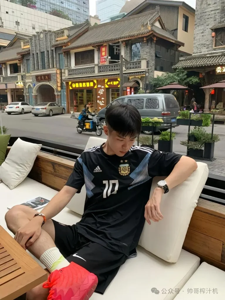 世界，您好！