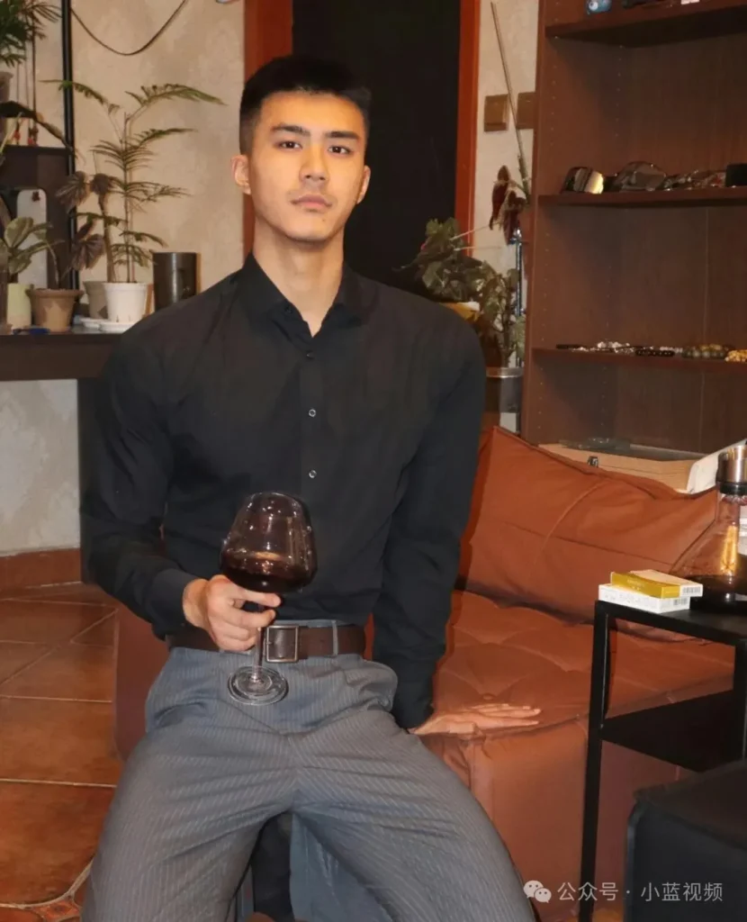 世界，您好！