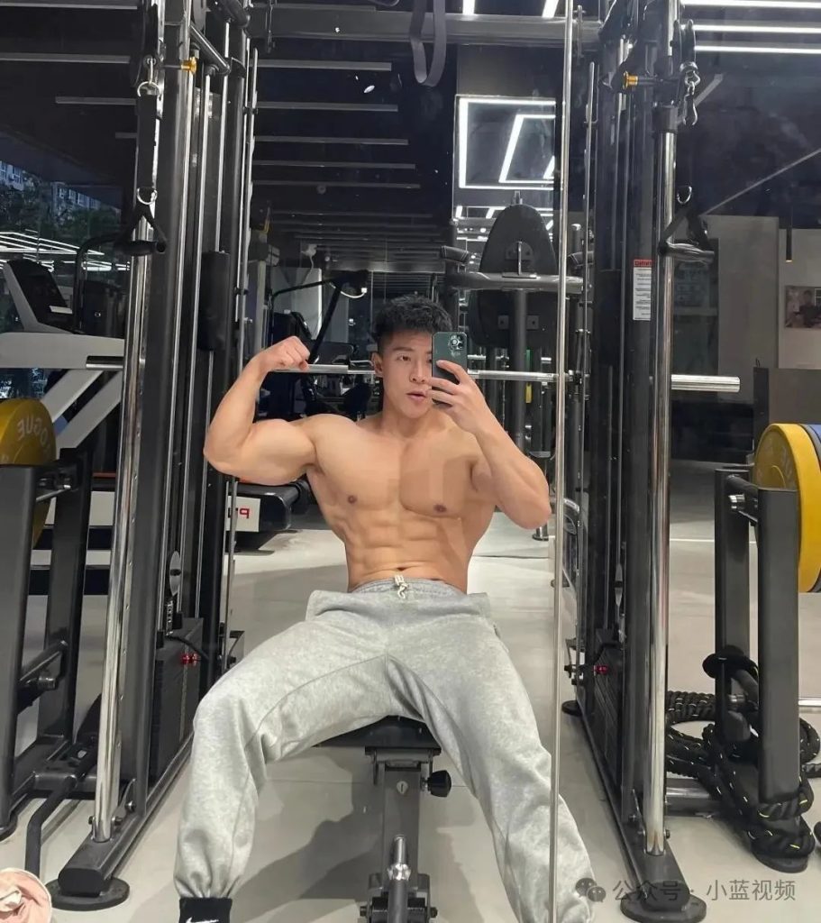 肌肉猛男老攻，重庆肌肉猛男