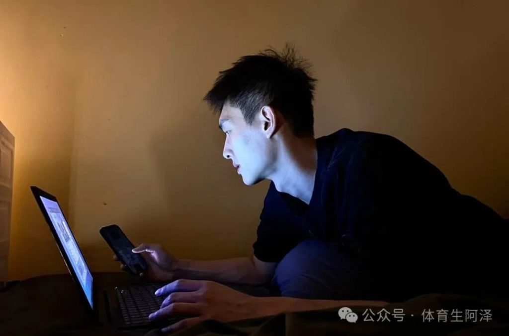 东北195cm体校辅导员和体育生恋爱被举报？学校回应：已警告处分！