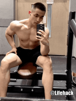 抖音大网红细狗任的瓜都吃了吗？采访视频已疯传....