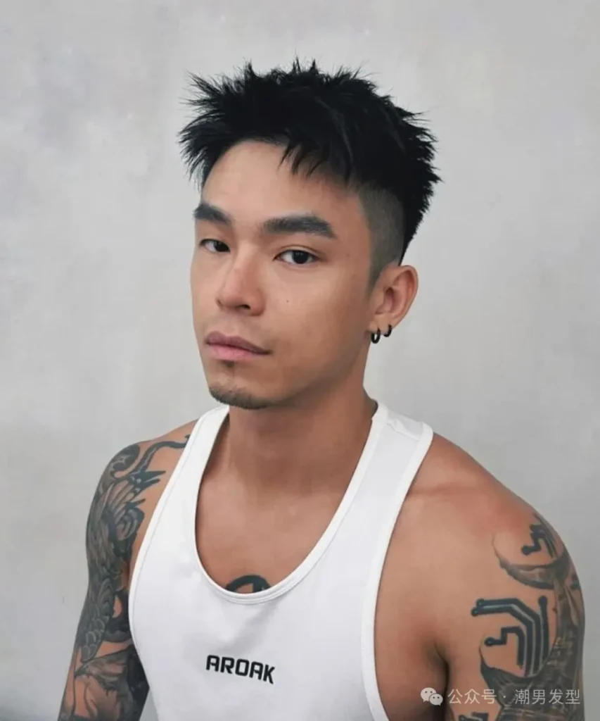 男生“露额”发型怎样剪才帅？这3款造型，时髦显帅气，值得尝试