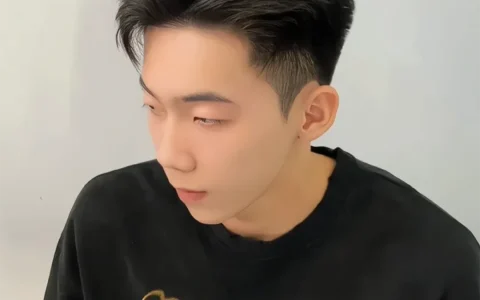 4款不同风格的男士短发，回头率超高，你最中意哪一款？