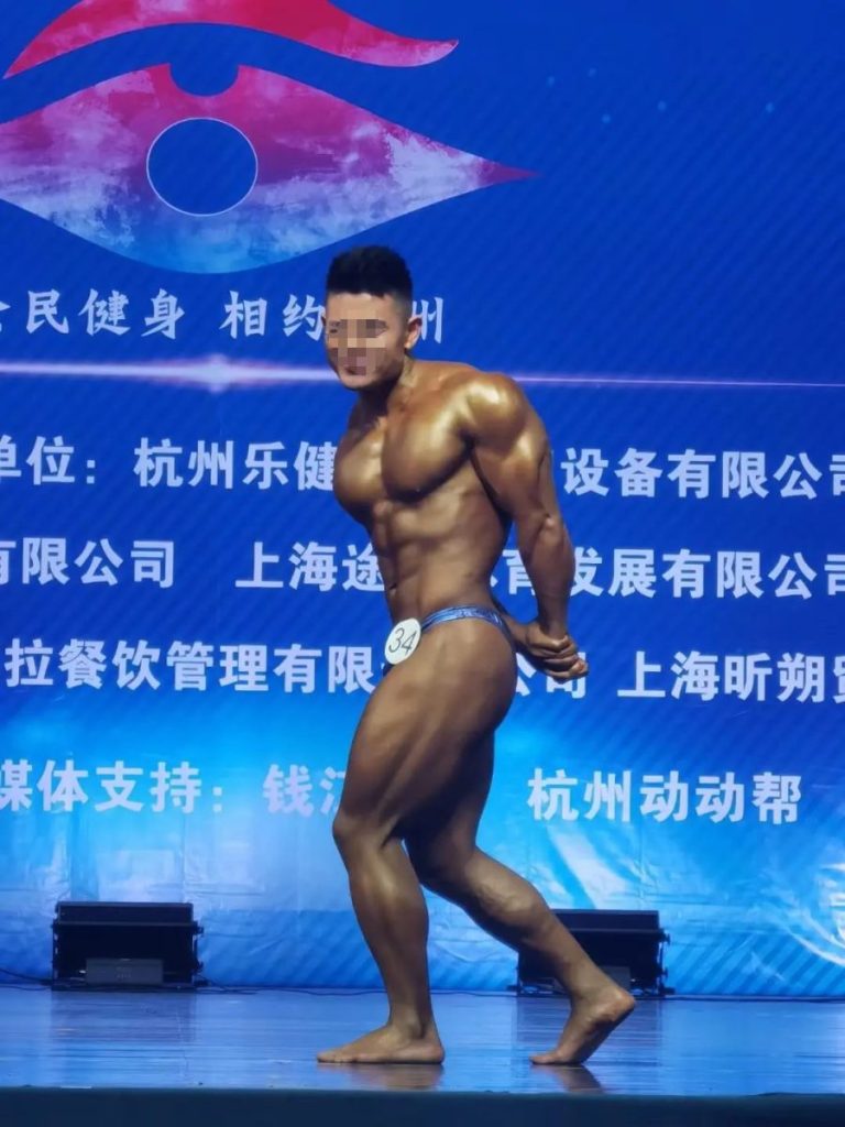 TXL的钱真好骗？抖音博主200元加微信3000元看视频 受害人放话周末堵健身房