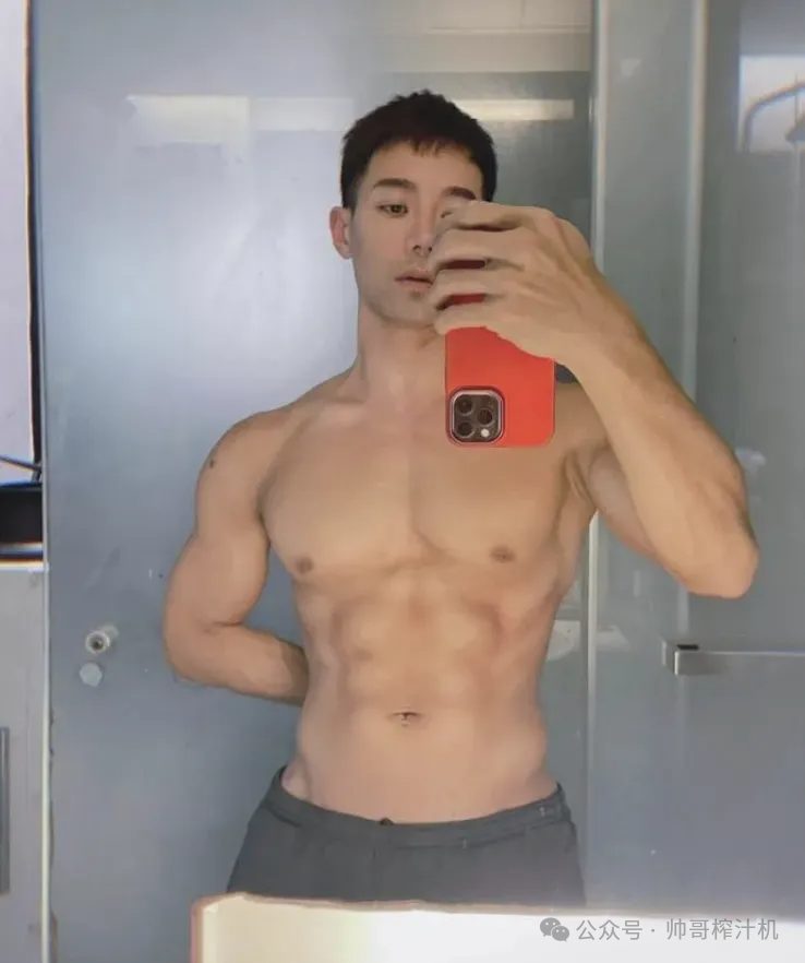 杜蕾斯肌肉男模让00后都破防了