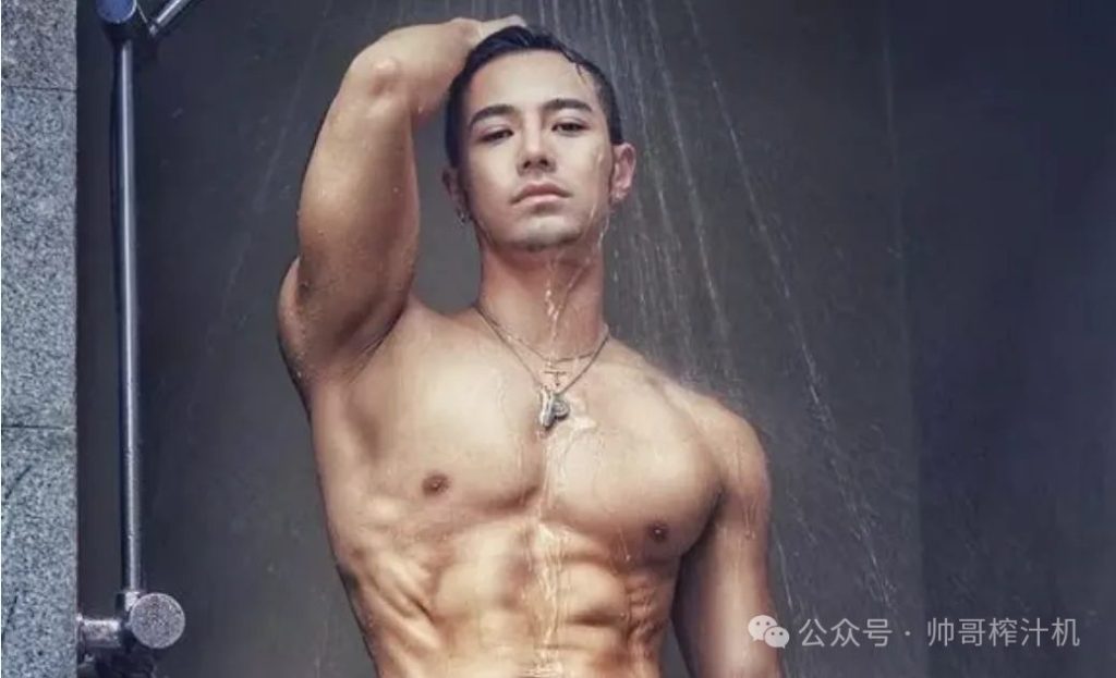 杜蕾斯肌肉男模让00后都破防了