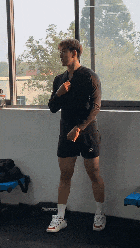 188cm成都健身男模,硬核腱子肉完美诠释的肌肉小狼狗