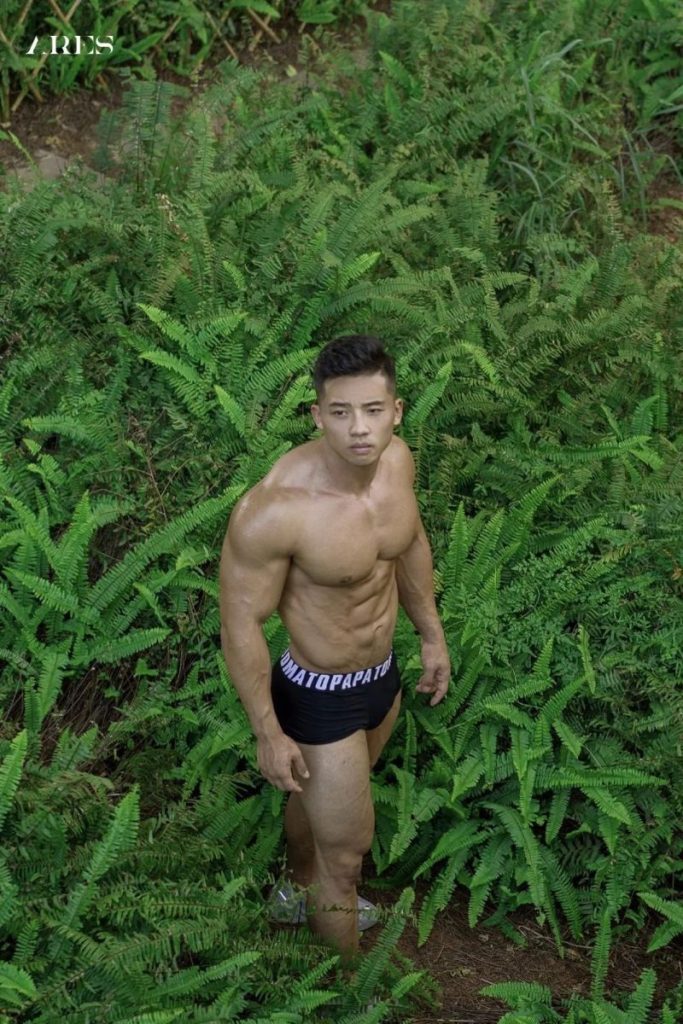 黑皮肌肉男模祝万成,从武警战士到模特华丽转身!