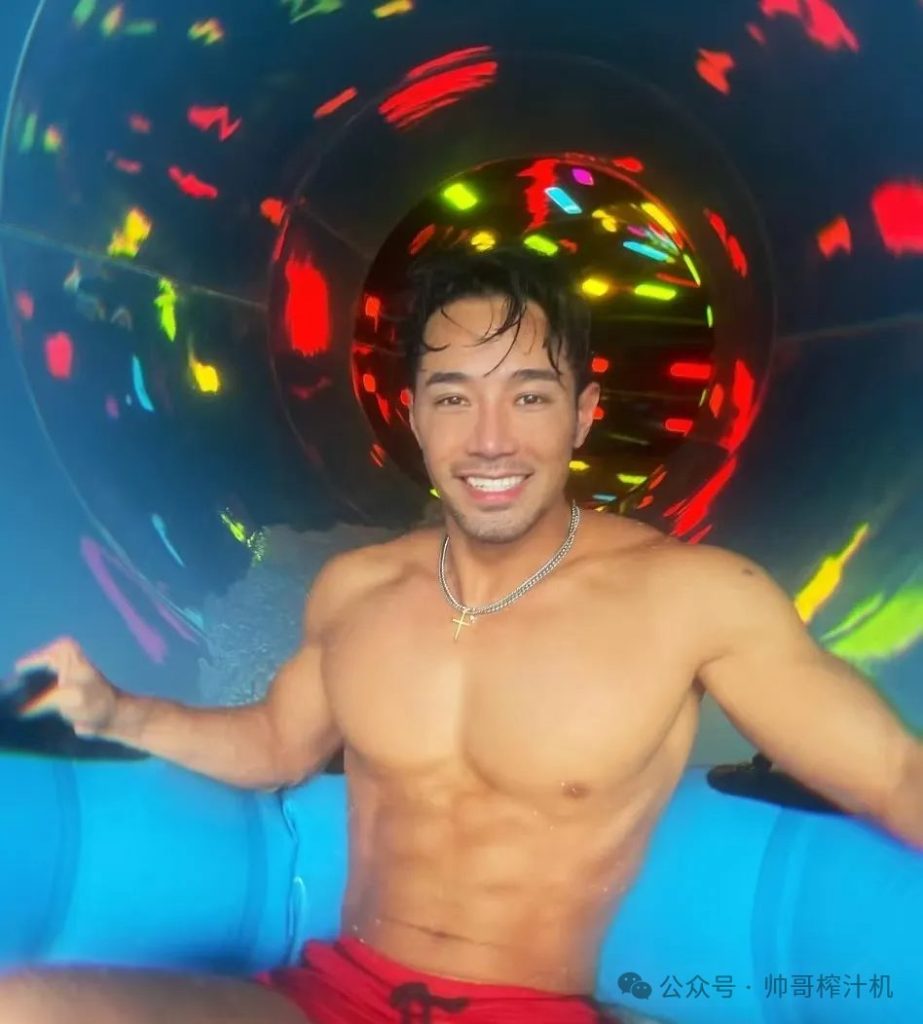 杜蕾斯肌肉男模让00后都破防了