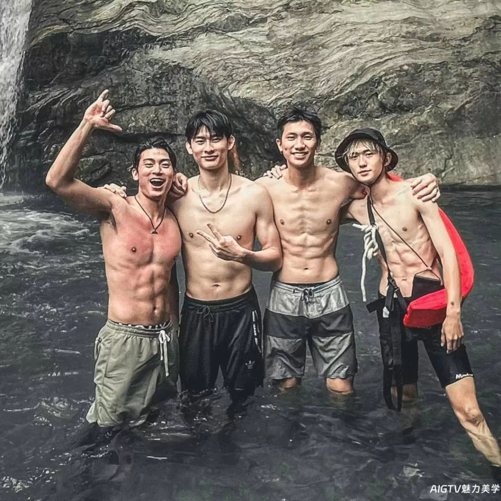湾湾男演员穿上CK：好身材一览无余，身高属实让人没想到！