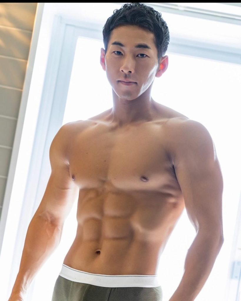 细壮身材教科书！肌肉线条撩心弦！