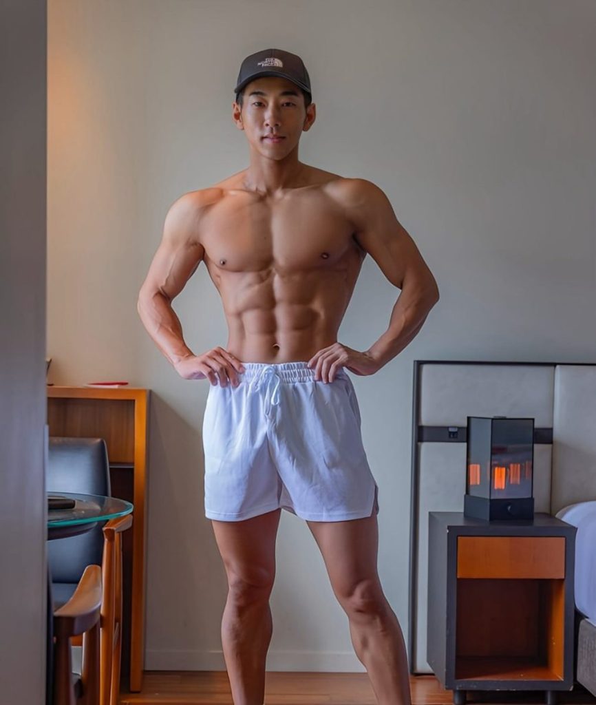 细壮身材教科书!肌肉线条撩心弦!