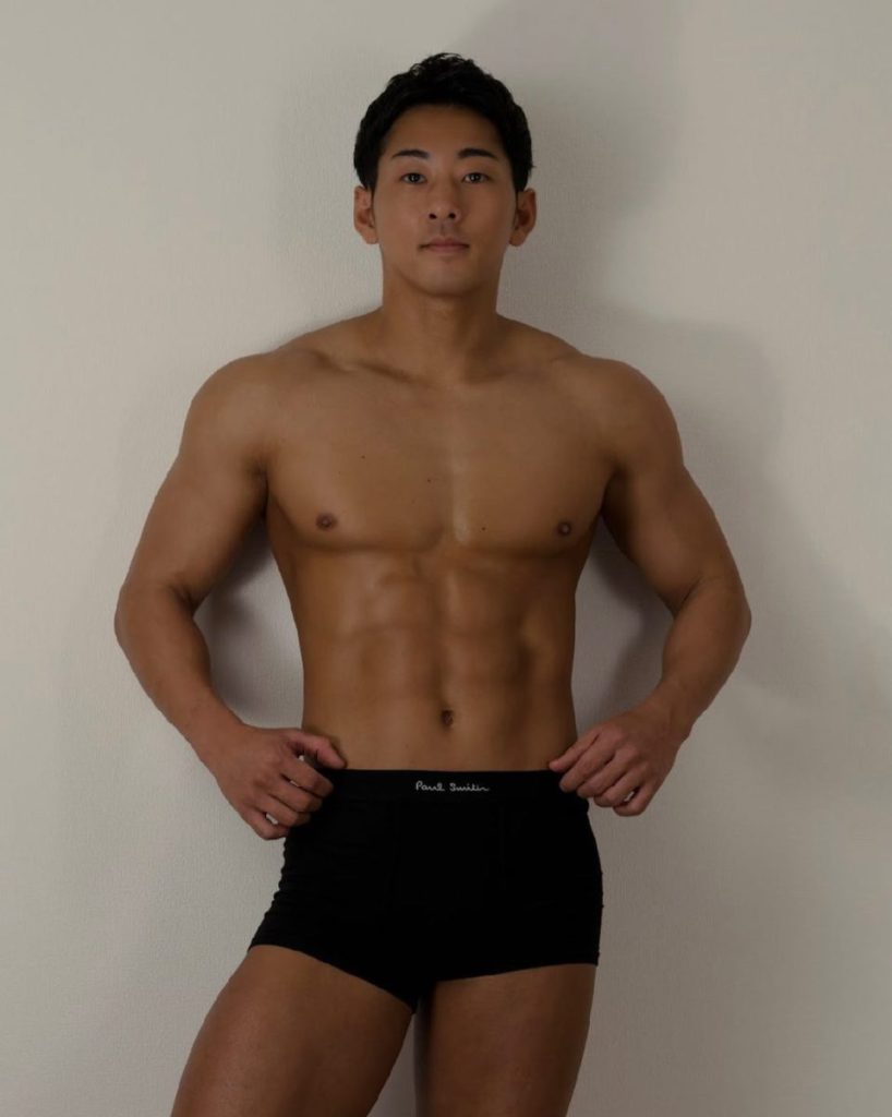 细壮身材教科书!肌肉线条撩心弦!