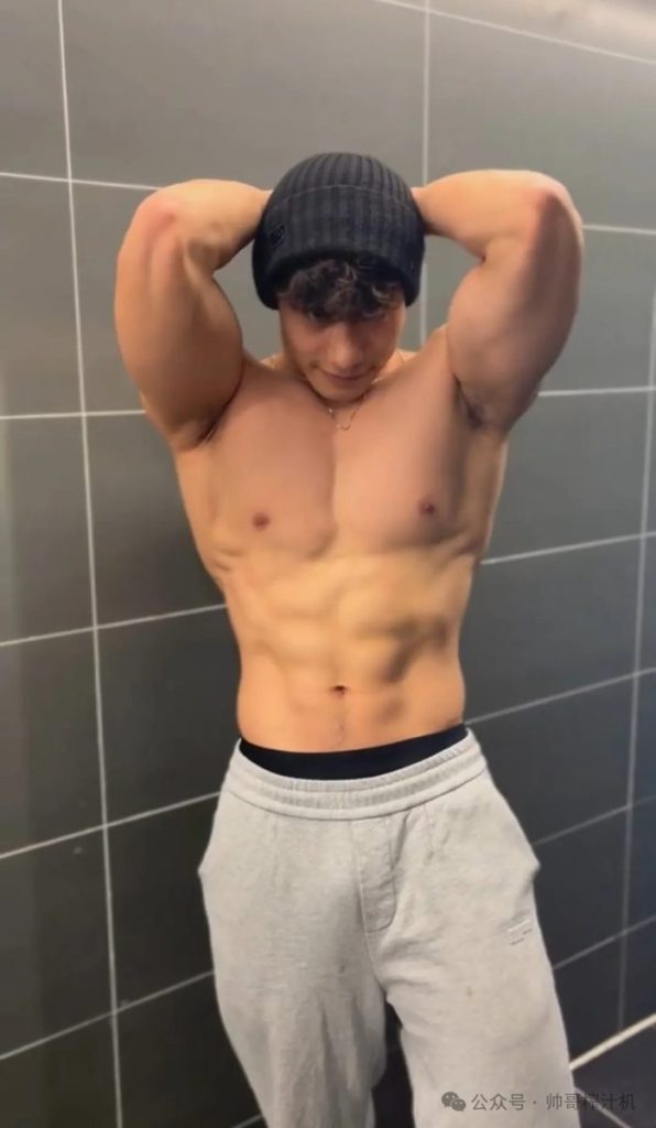 北体21直男体育生,划船让人力量沸腾!