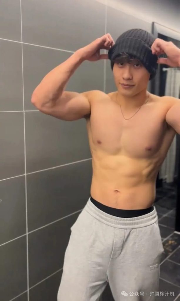 北体21直男体育生,划船让人力量沸腾!
