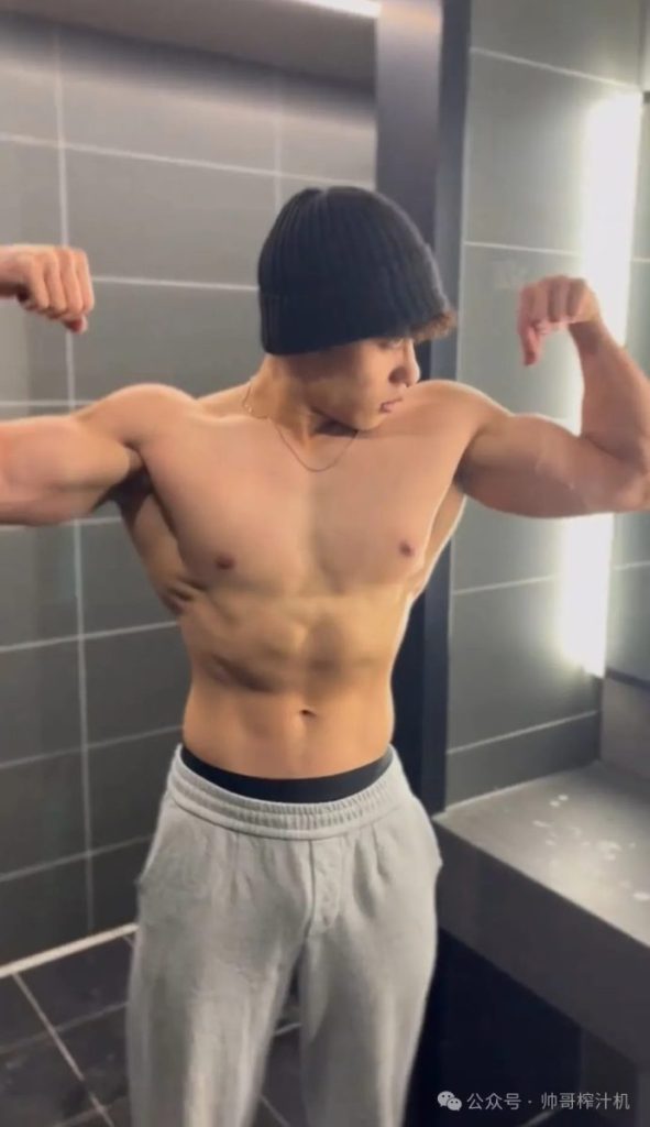 北体21直男体育生,划船让人力量沸腾!