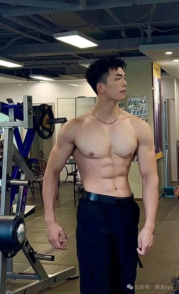 杭州超绝冷白皮运动帅气健身私教