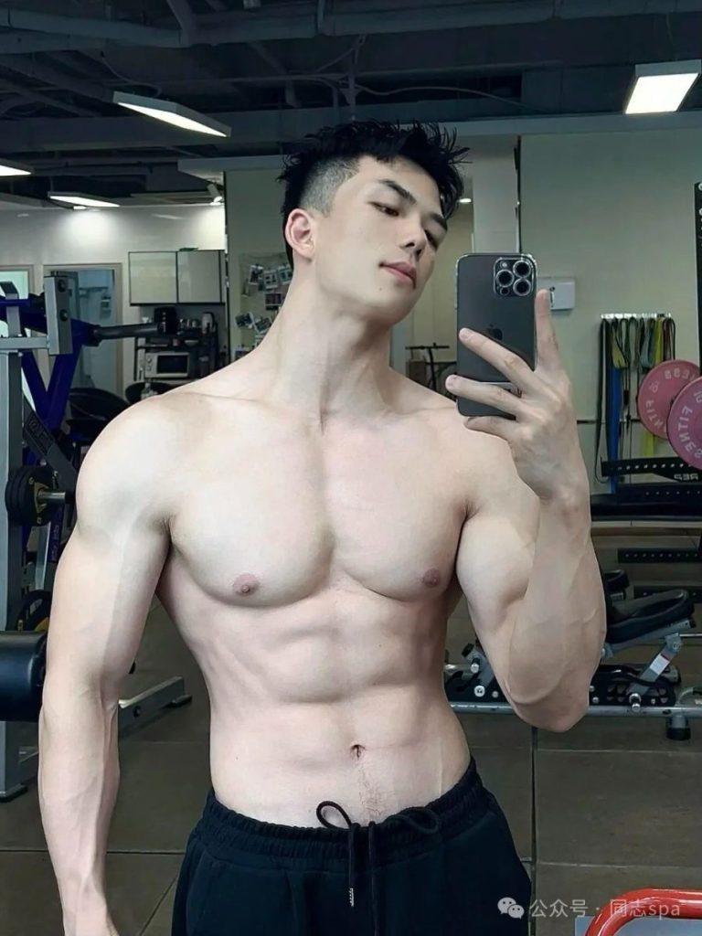 杭州超绝冷白皮运动帅气健身私教