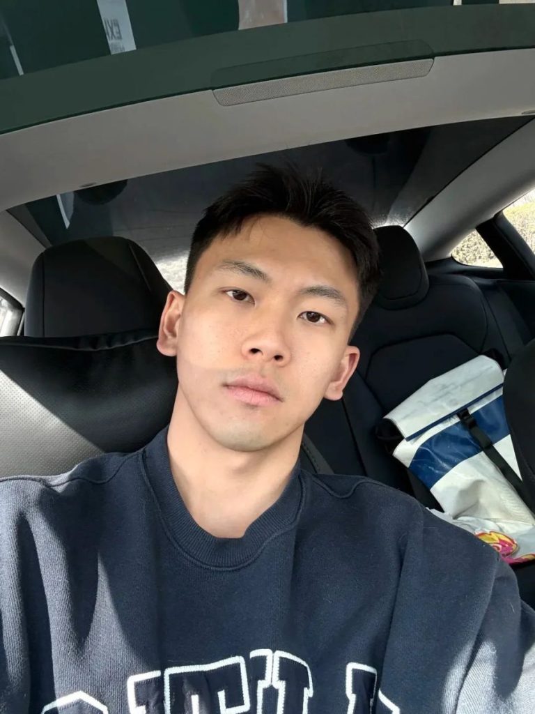 单眼皮黑皮小哥哥！反差萌有点太要命 | 网红帅哥