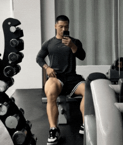 浙江寸头直男教练拍全见版推特写真X上爆红！你看了吗？
