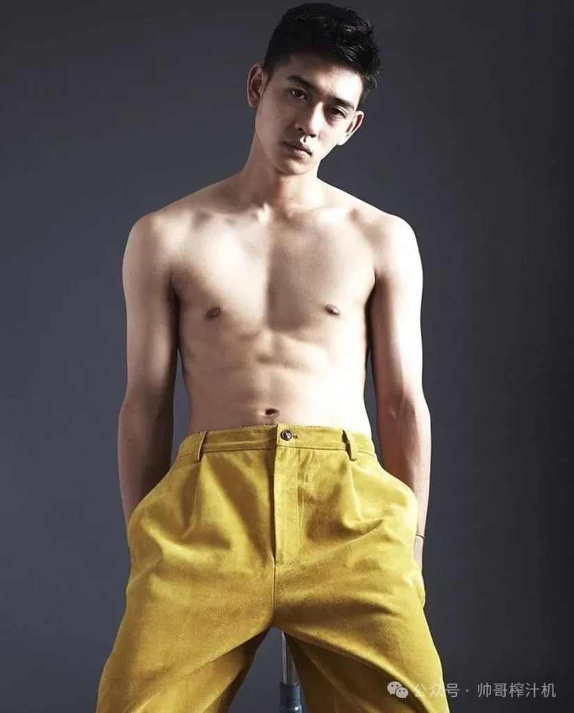CK 新男模浅野启介重出江湖gay圈爱疯了！