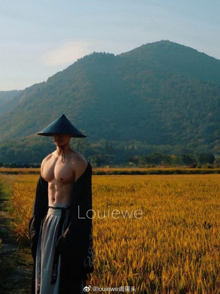 通讯录短剧火了,大清肌肉攻馋哭俏少爷!据说还有全见版?