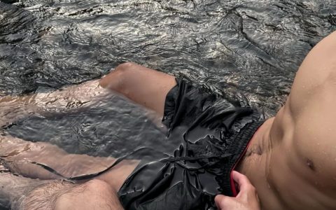 如果你忘不了前男友，那就去约。