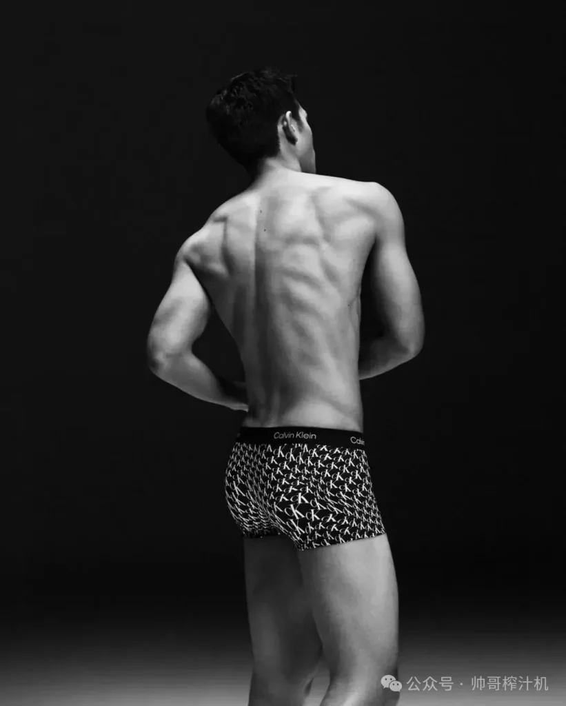 CK 新男模浅野启介重出江湖gay圈爱疯了！