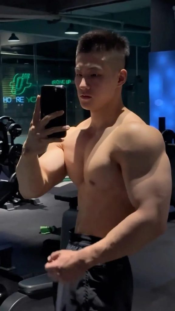 这个抖音9.3万粉的贵州健身博主!也是被采访了…