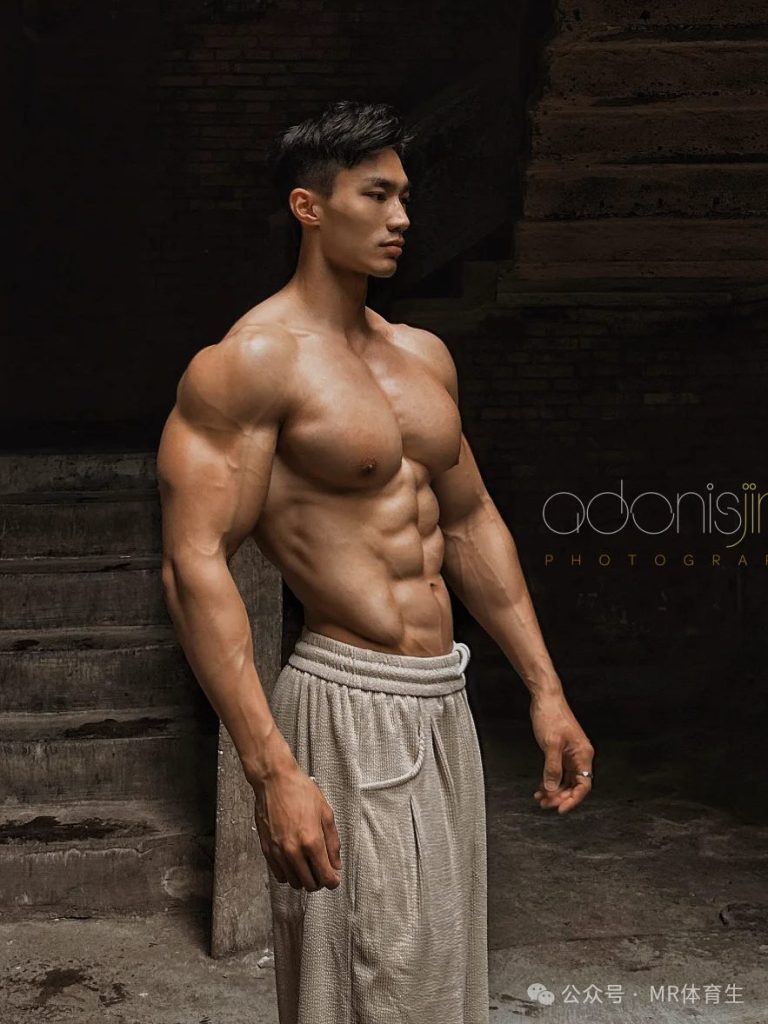 陕西184cm健美天花板肌肉男,时尚摄影大片欣赏
