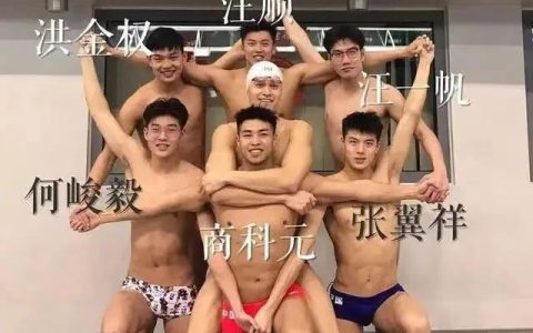 当高质量体育生进军时尚圈，网友纷纷喊话让他 “立刻出道”！
