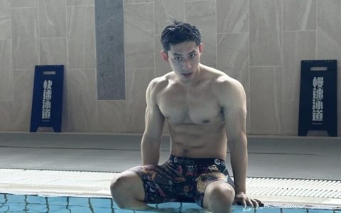 健身房黄景瑜私照曝光！网友辣评：我一个直男都喜欢……