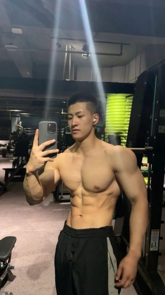 这个抖音9.3万粉的贵州健身博主!也是被采访了…